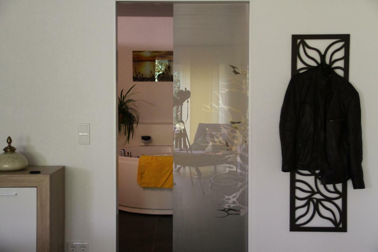Apartment Mit Burgblick Im Gruenen, Familie Held Burgthann 外观 照片