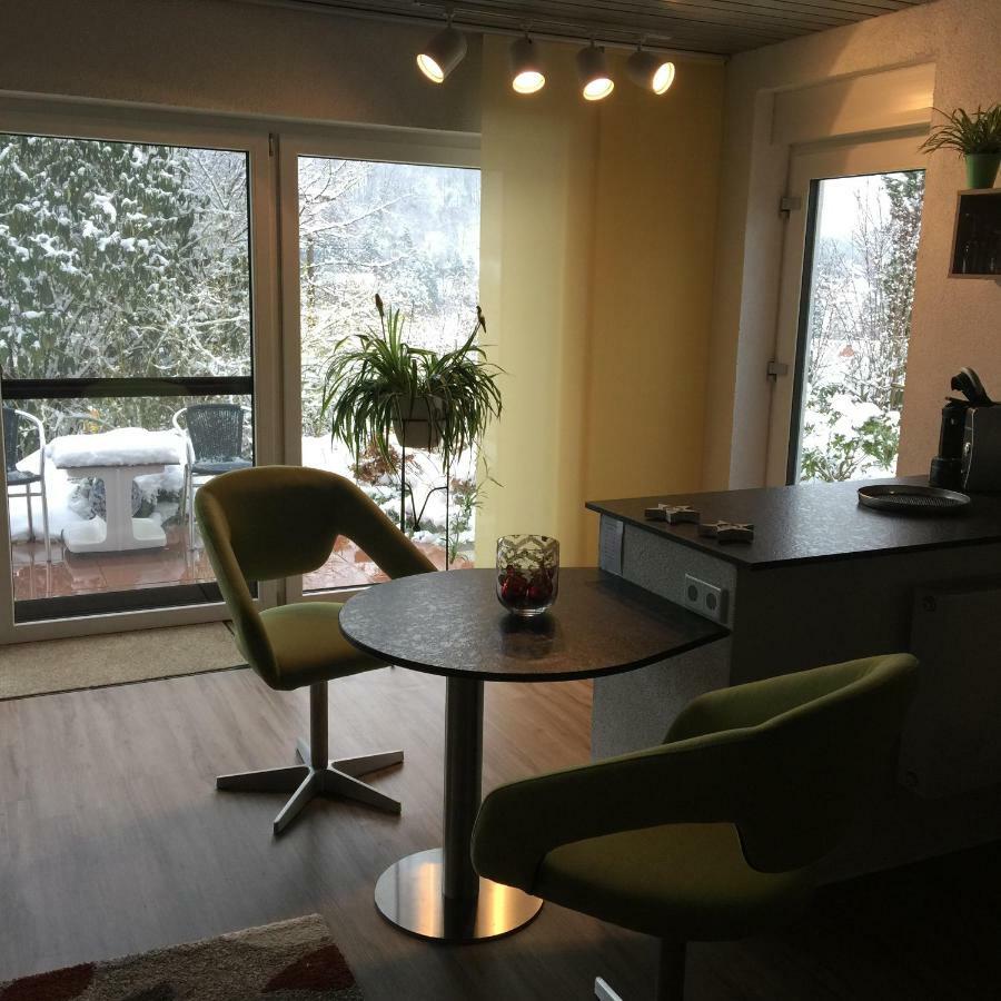 Apartment Mit Burgblick Im Gruenen, Familie Held Burgthann 外观 照片